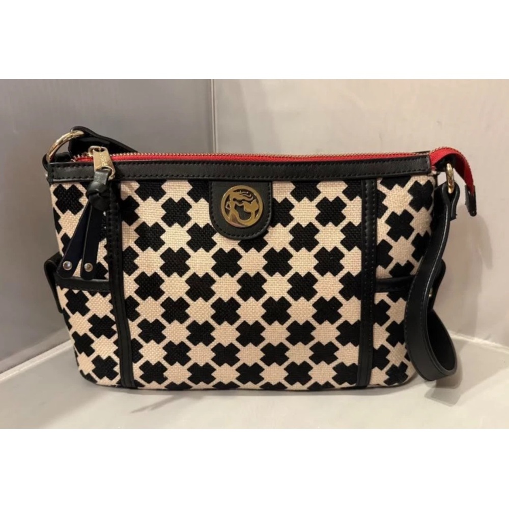 Spartina 449 Ellis Square Simple Zip Purse Beige & Black Geometric pattern